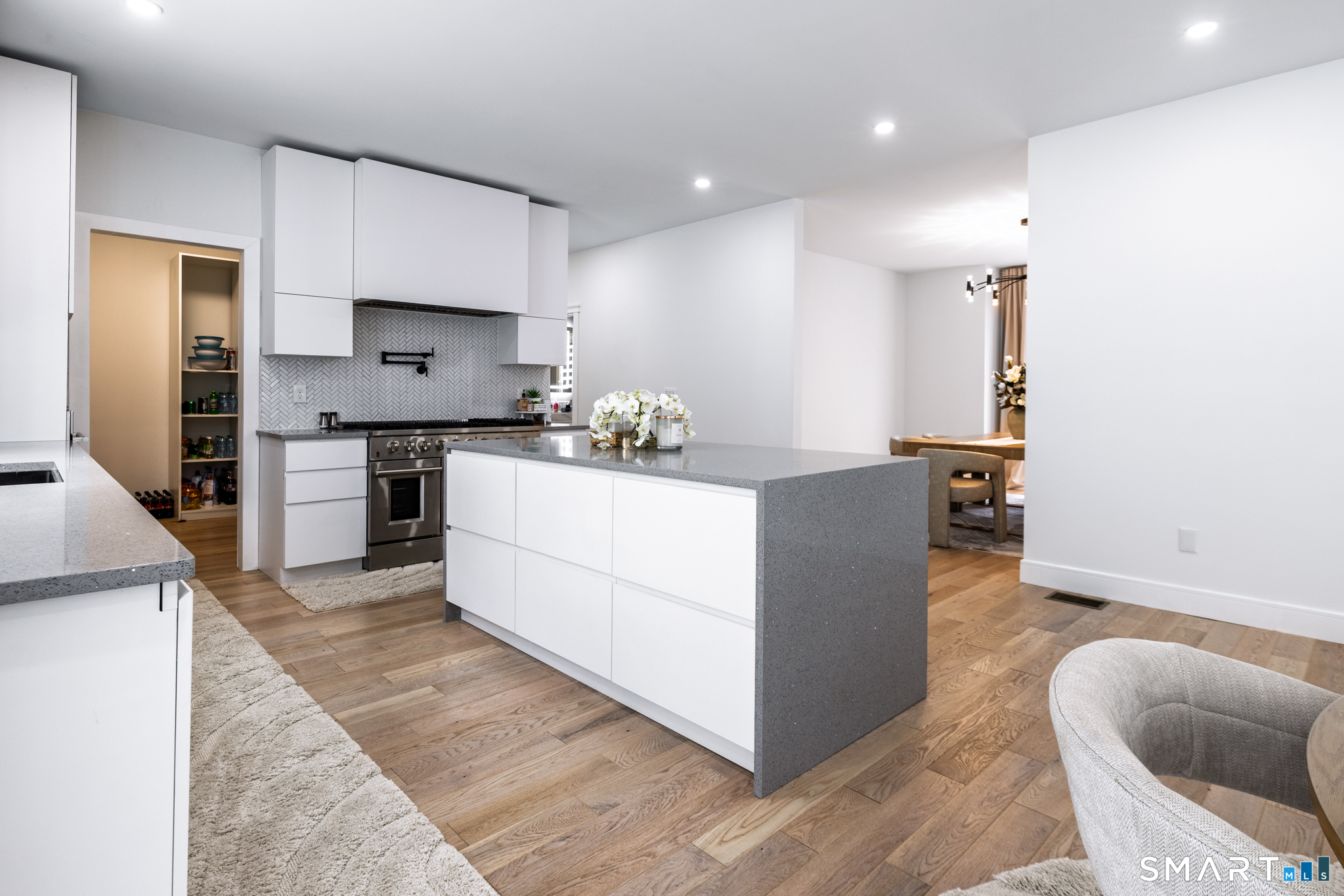 4 Oakengate Road Wolcott CT 06716
