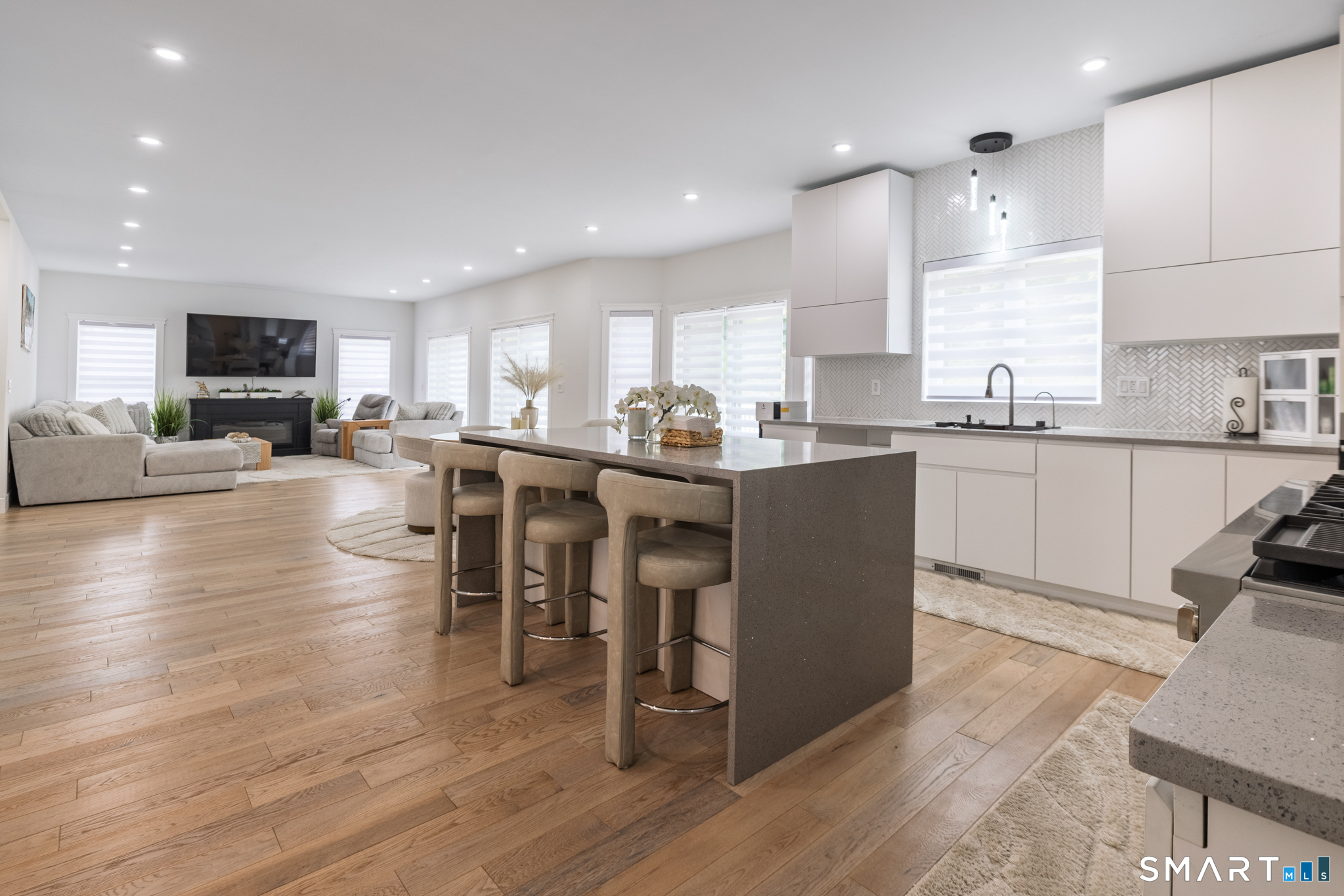 4 Oakengate Road Wolcott CT 06716