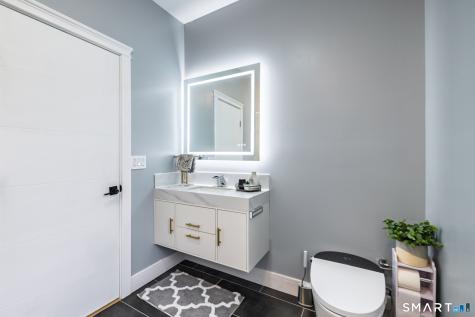 4 Oakengate Road Wolcott CT 06716