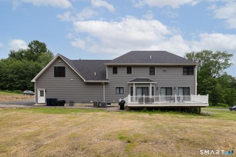 4 Oakengate Road Wolcott CT 06716