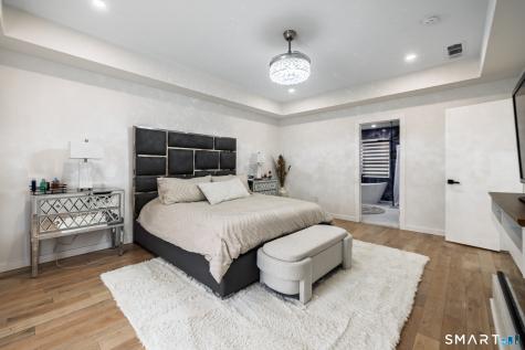 4 Oakengate Road Wolcott CT 06716