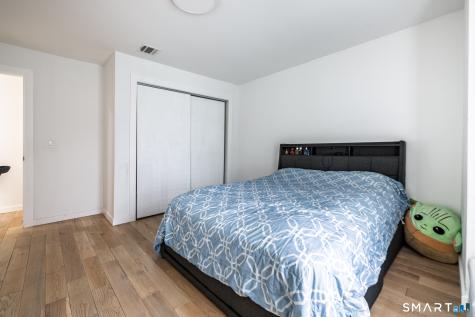 4 Oakengate Road Wolcott CT 06716