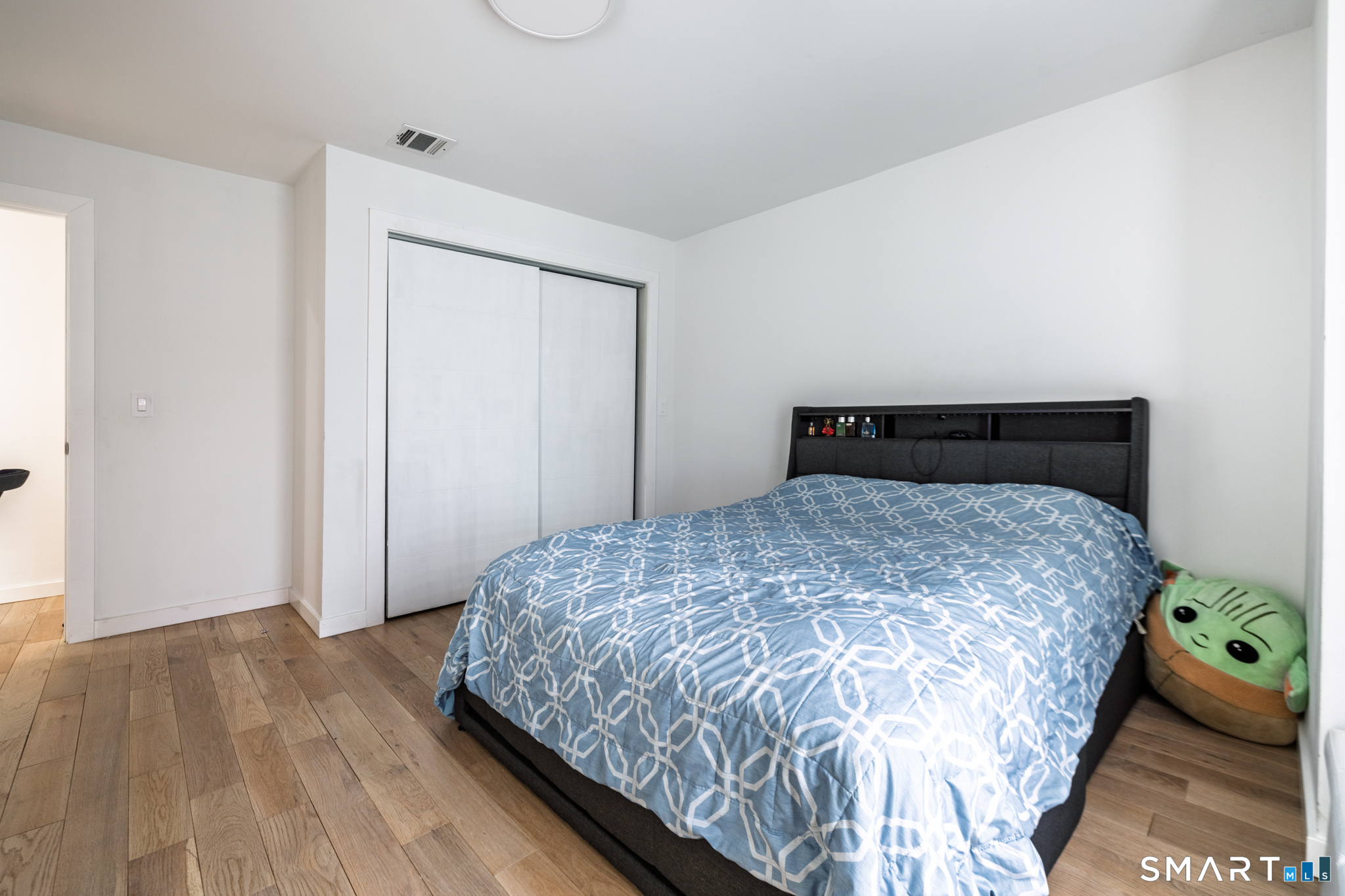 4 Oakengate Road Wolcott CT 06716