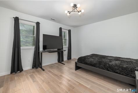4 Oakengate Road Wolcott CT 06716