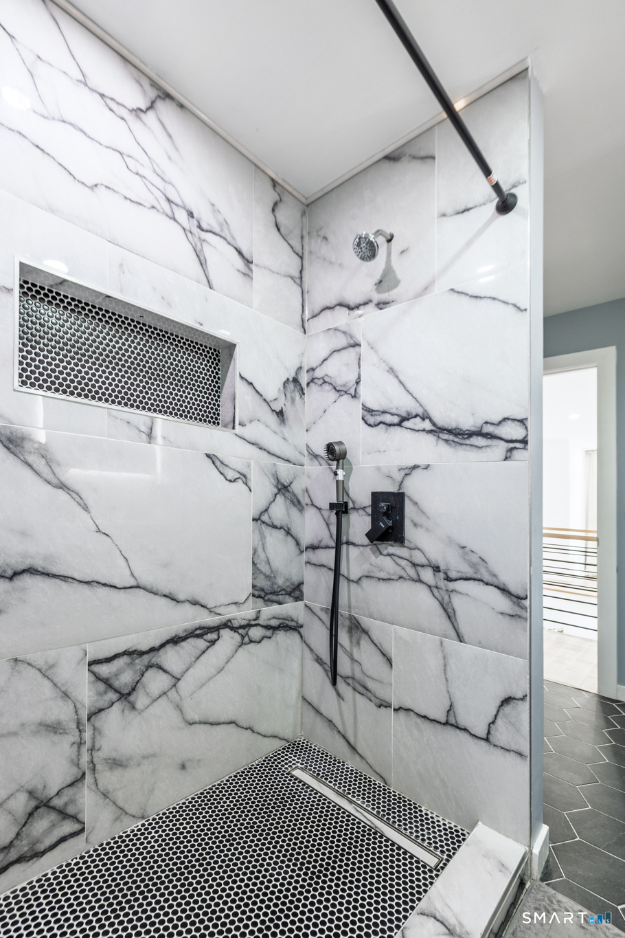 4 Oakengate Road Wolcott CT 06716