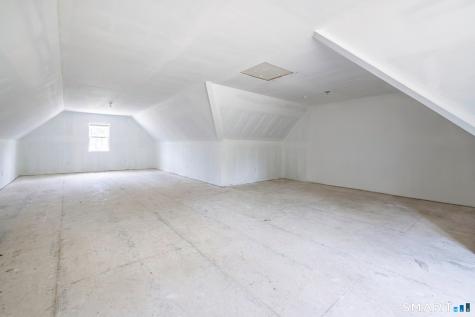 4 Oakengate Road Wolcott CT 06716