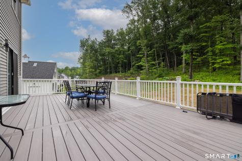 4 Oakengate Road Wolcott CT 06716