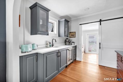 164 Church Street West Haven CT 06516