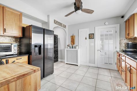 164 Church Street West Haven CT 06516