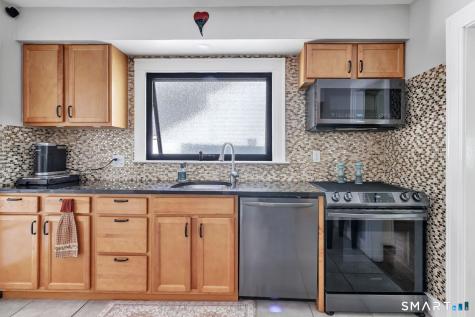 164 Church Street West Haven CT 06516