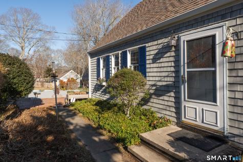 5 Attawan Avenue East Lyme CT 06357