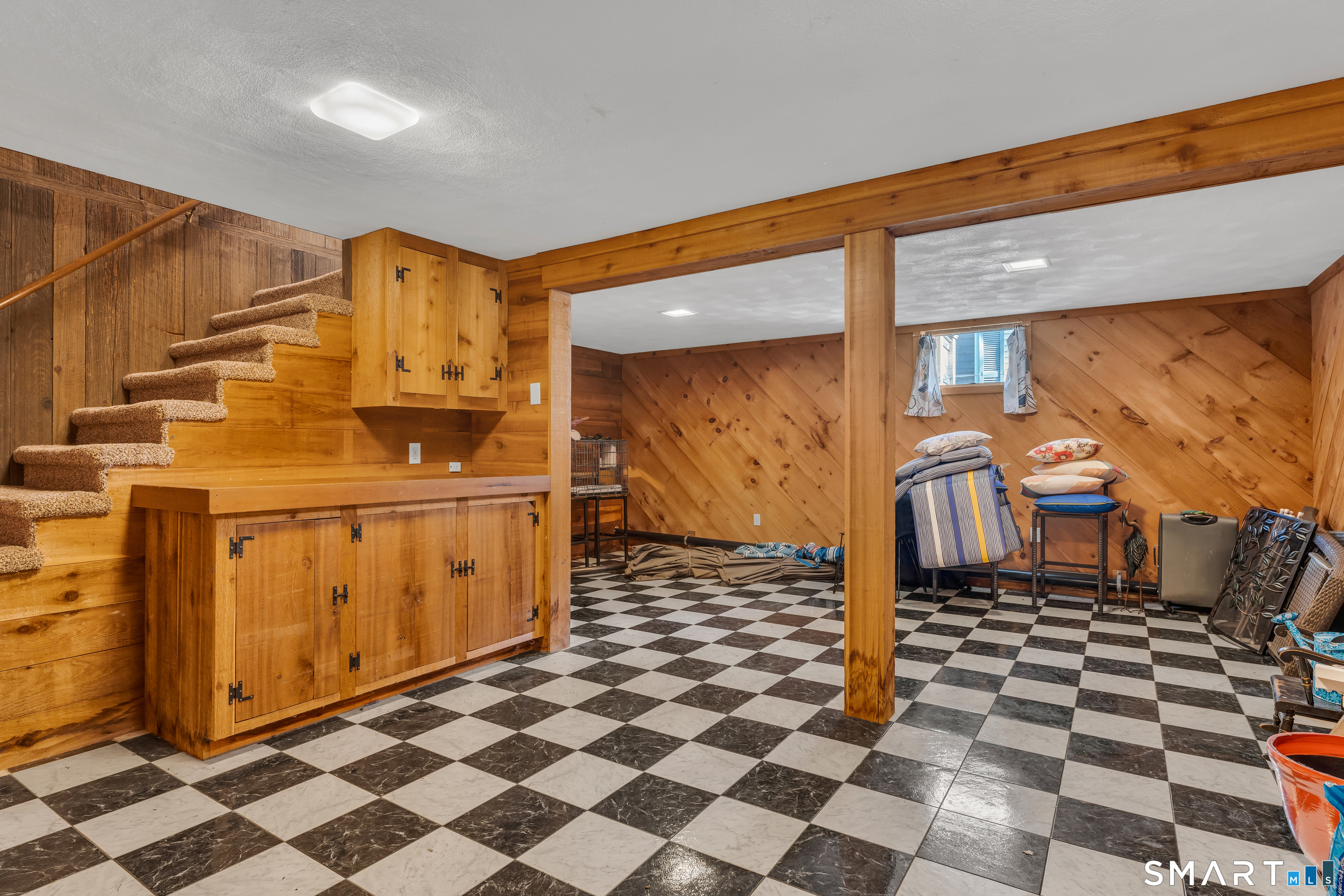 5 Attawan Avenue East Lyme CT 06357