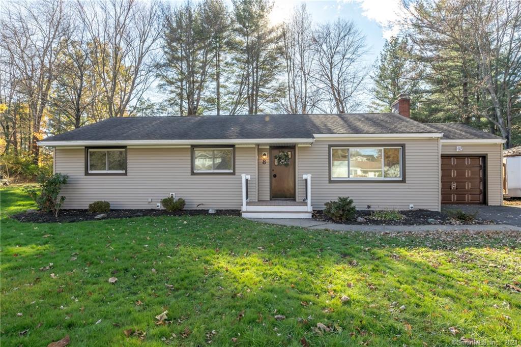8 Crestview Drive Bloomfield CT 06002