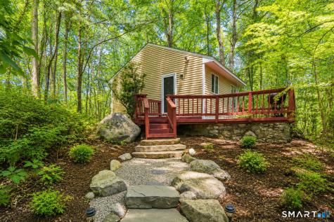 39 Powder Horn Hill Road Wilton CT 06897