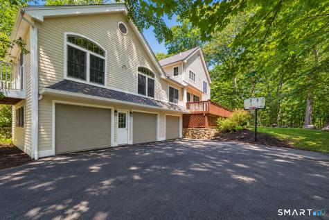 39 Powder Horn Hill Road Wilton CT 06897