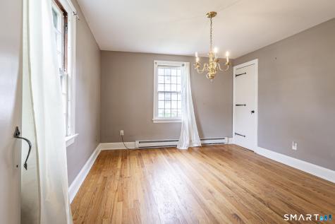 59 Glenwood Street Manchester CT 06040