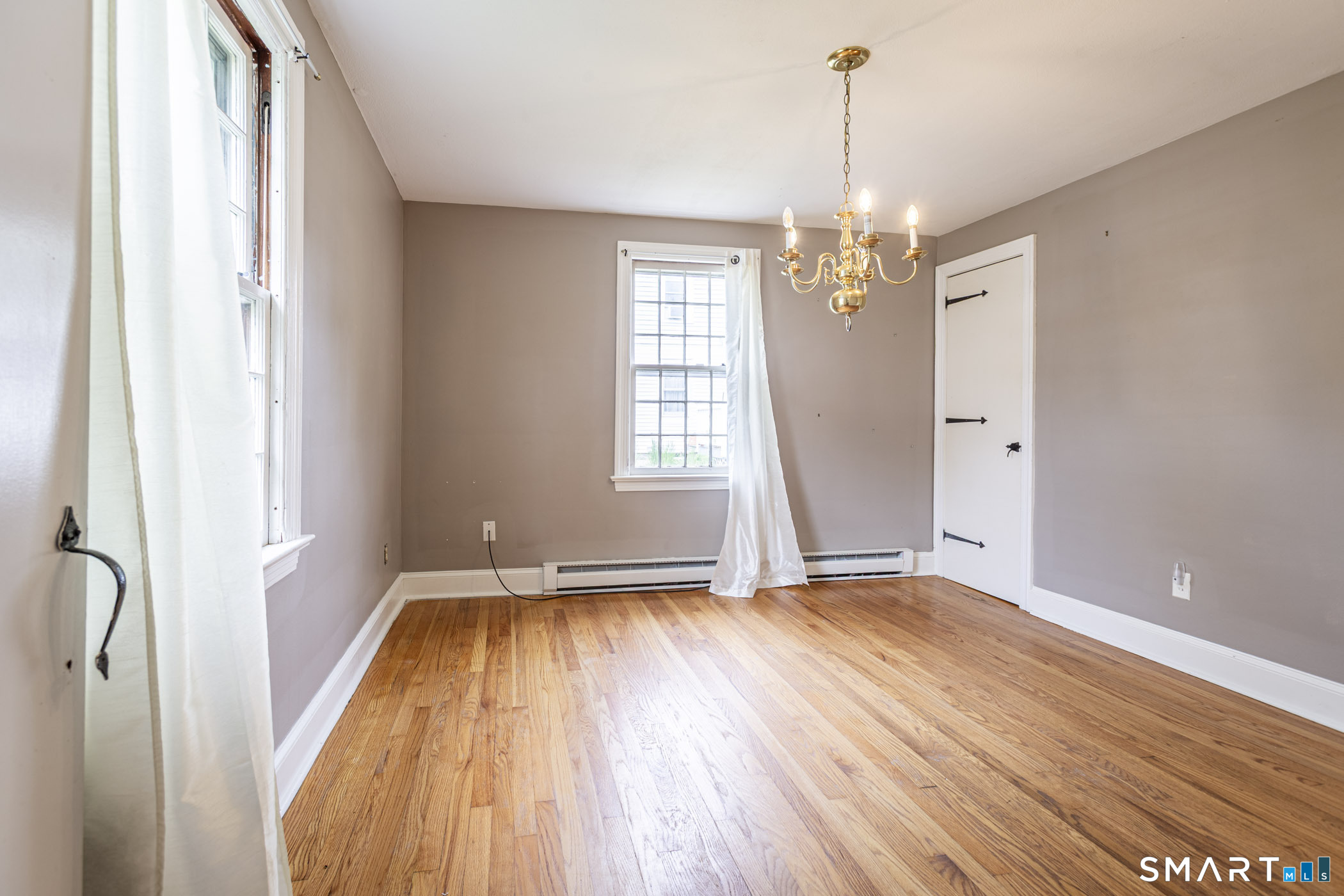 59 Glenwood Street Manchester CT 06040
