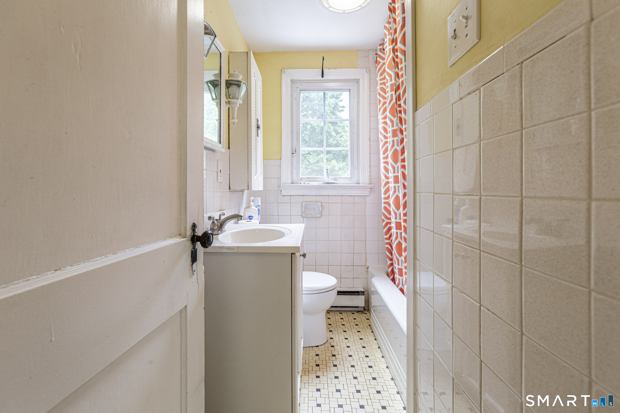 59 Glenwood Street Manchester CT 06040