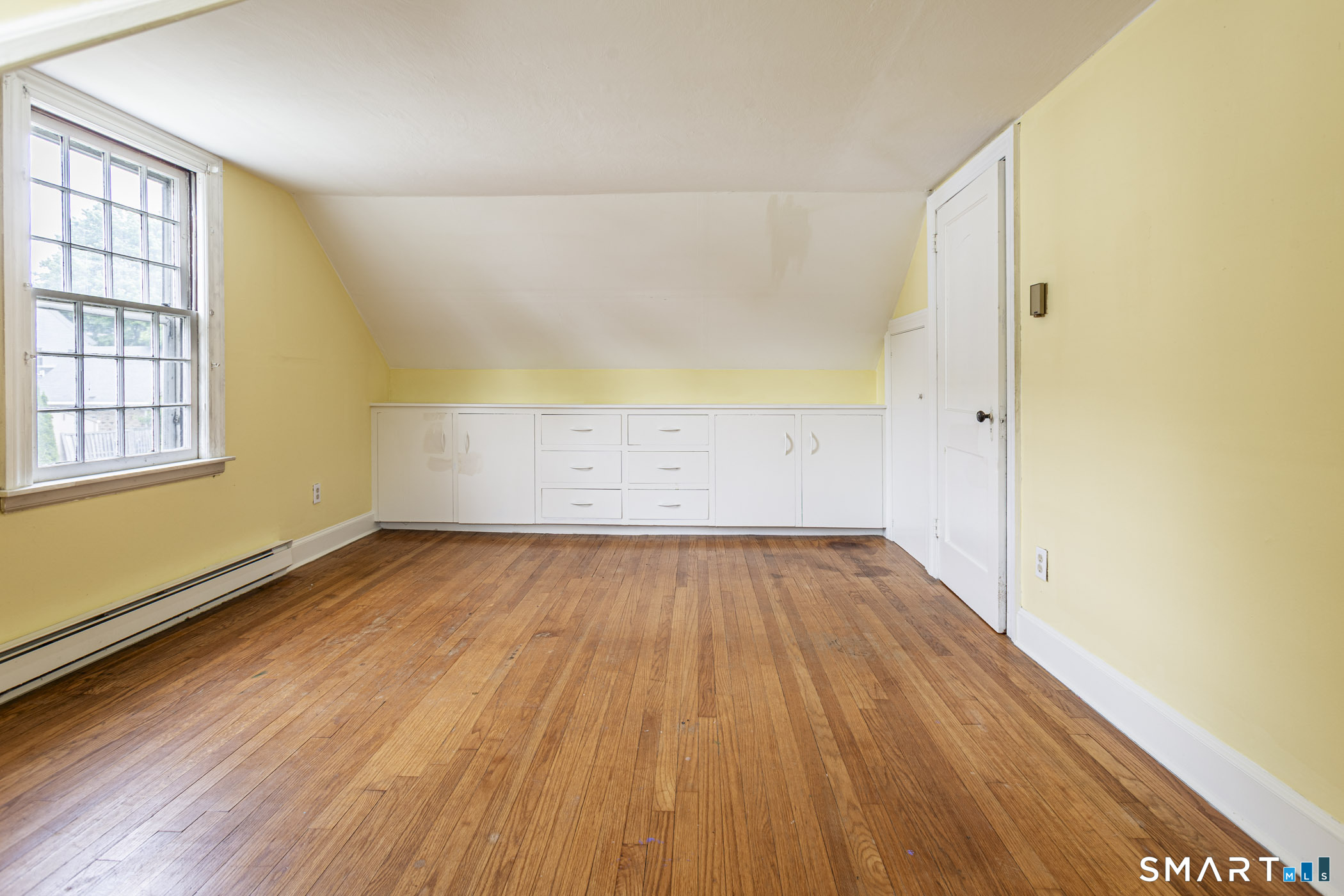 59 Glenwood Street Manchester CT 06040