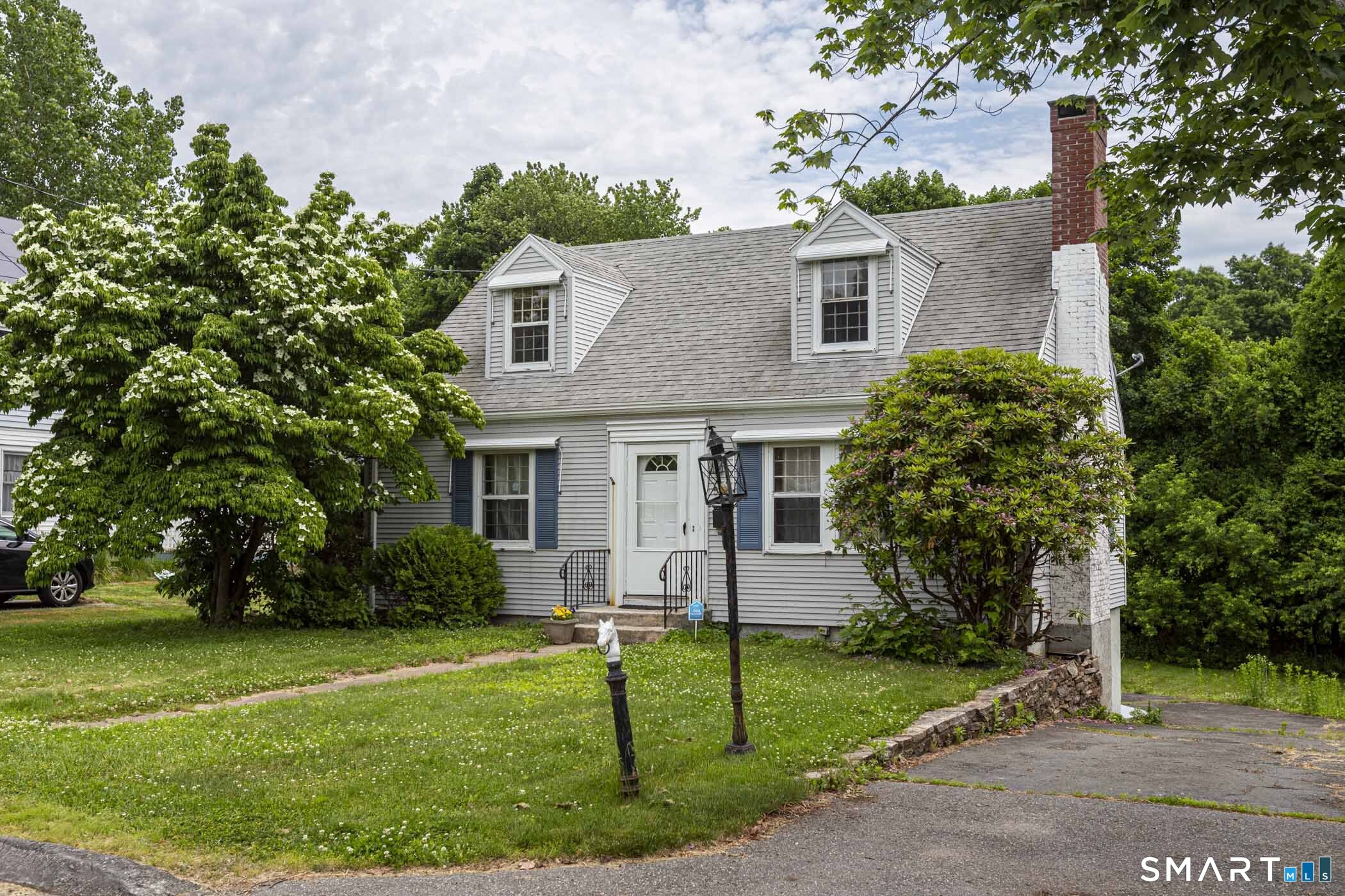 59 Glenwood Street Manchester CT 06040