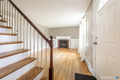 59 Glenwood Street Manchester CT 06040