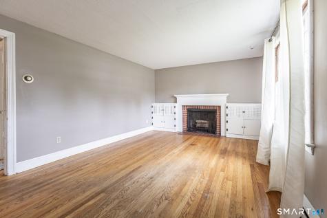 59 Glenwood Street Manchester CT 06040