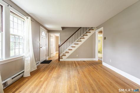 59 Glenwood Street Manchester CT 06040