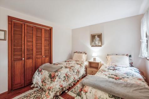 96 Dyer Avenue Canton CT 06019