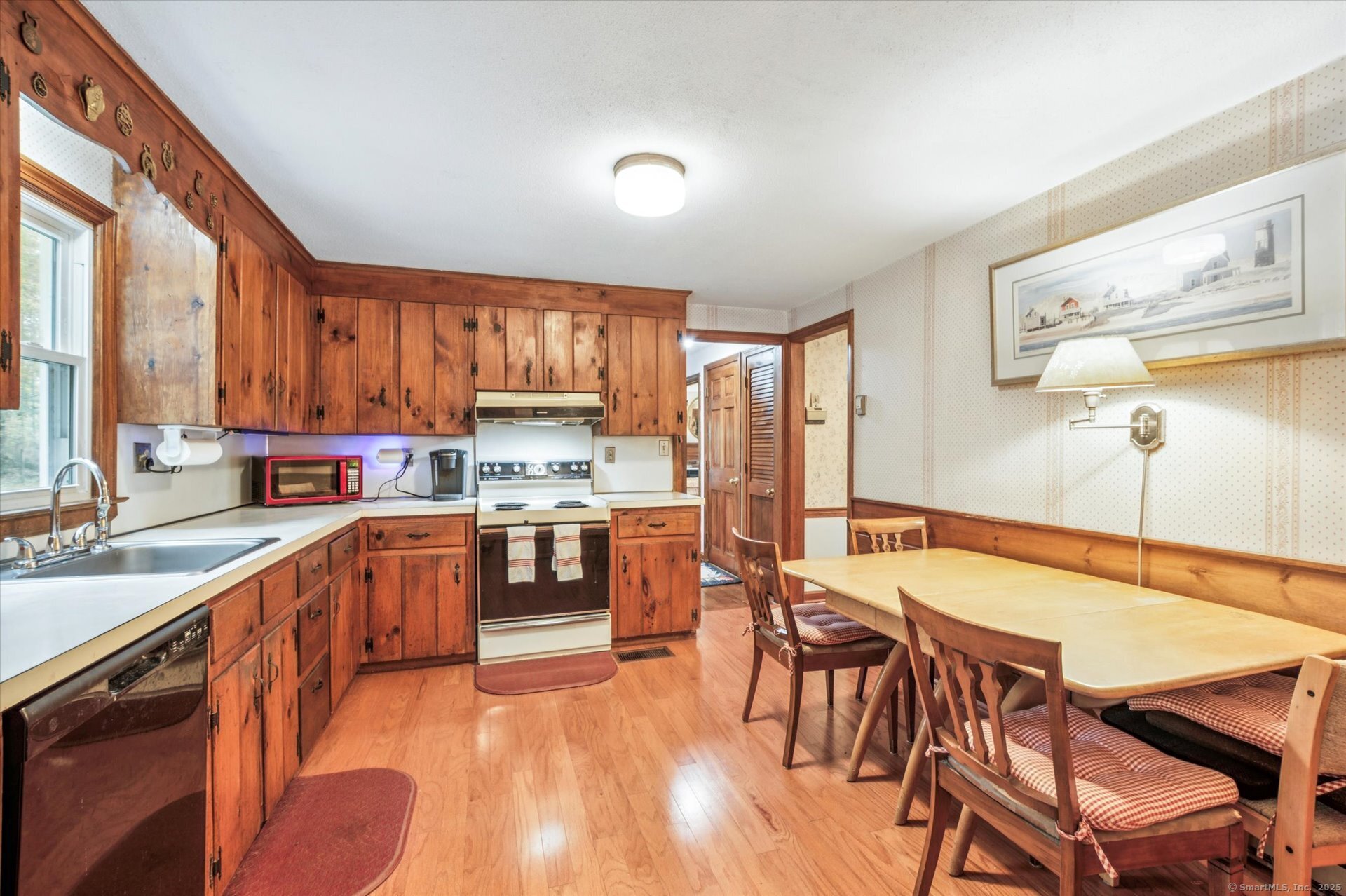 96 Dyer Avenue Canton CT 06019