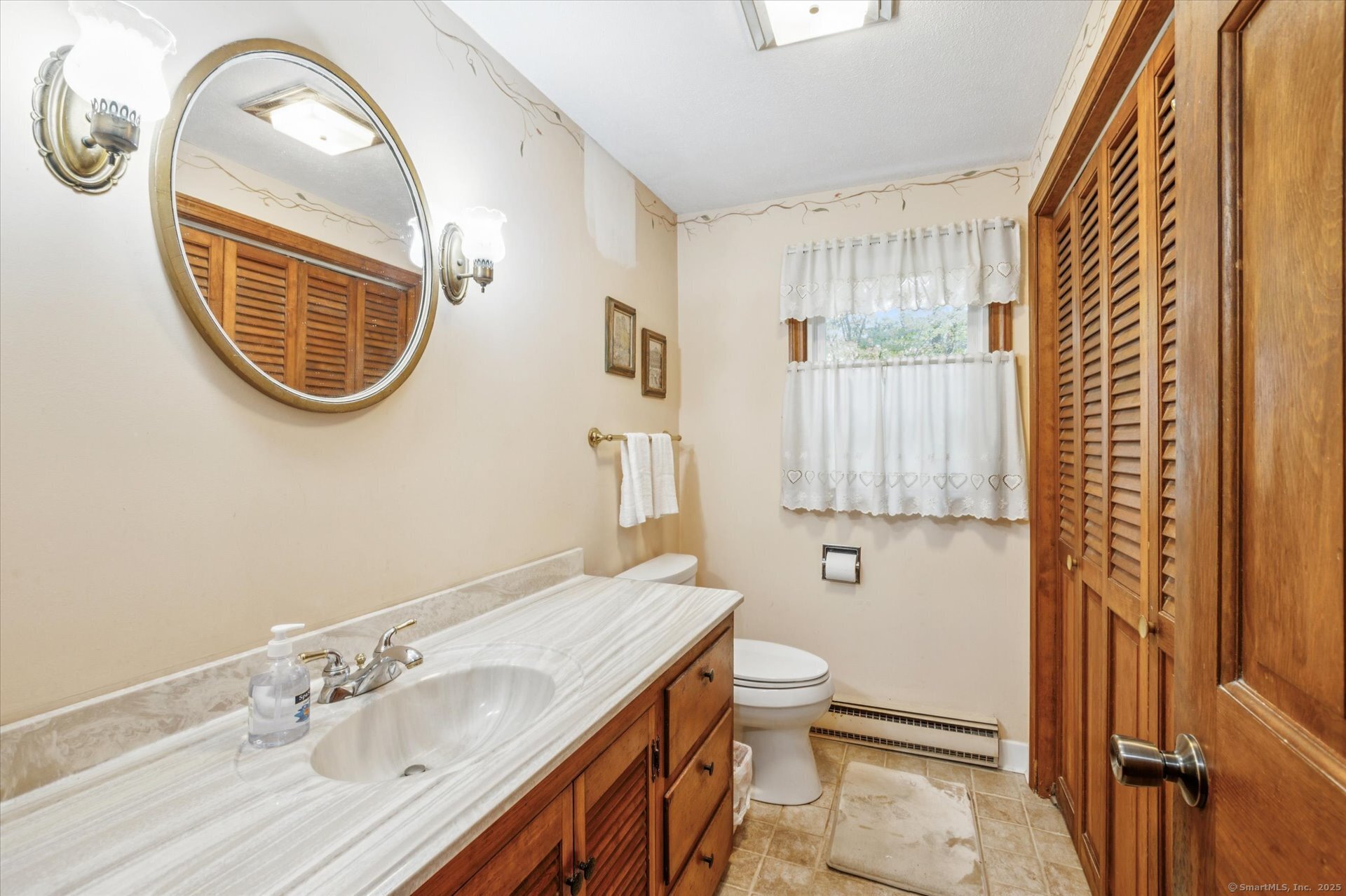 96 Dyer Avenue Canton CT 06019