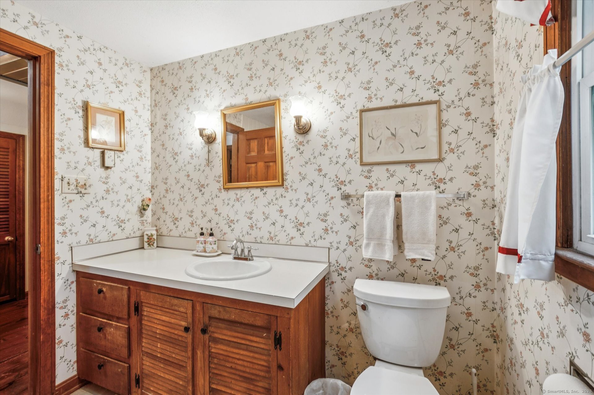 96 Dyer Avenue Canton CT 06019