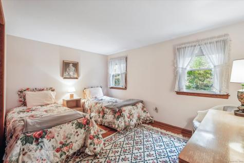 96 Dyer Avenue Canton CT 06019