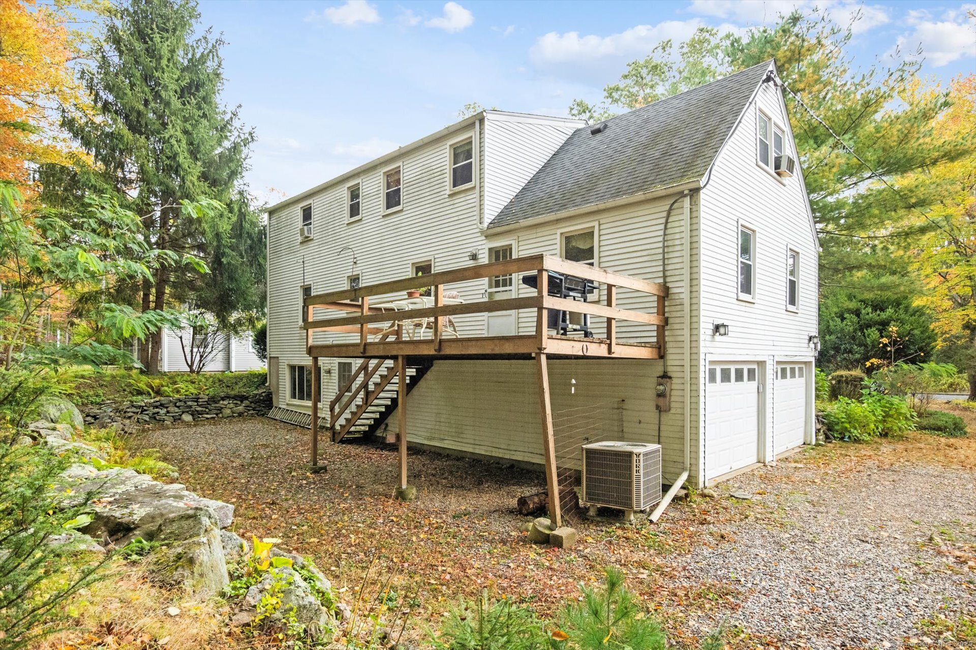 96 Dyer Avenue Canton CT 06019