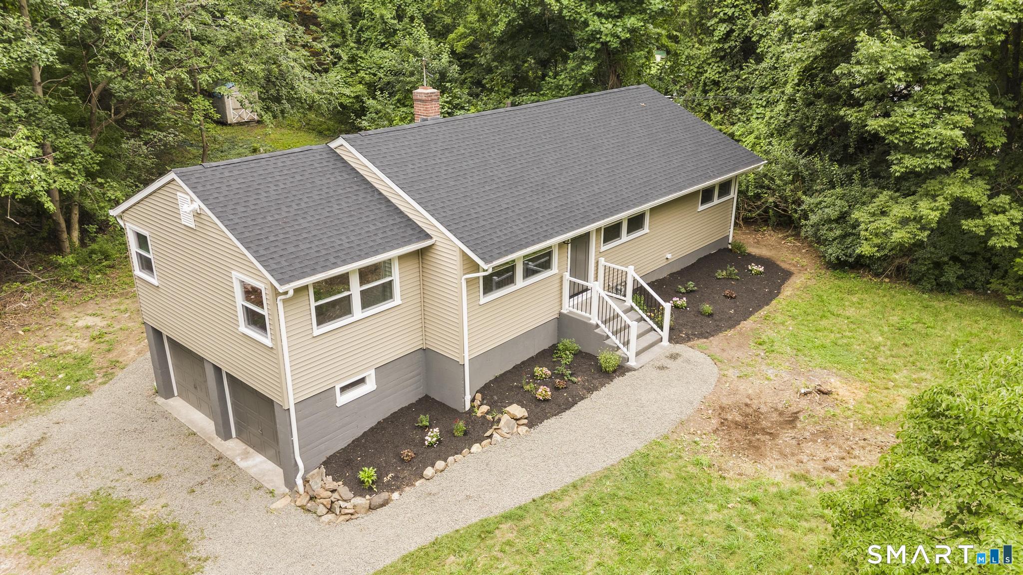 35 Columbine Drive Trumbull CT 06611