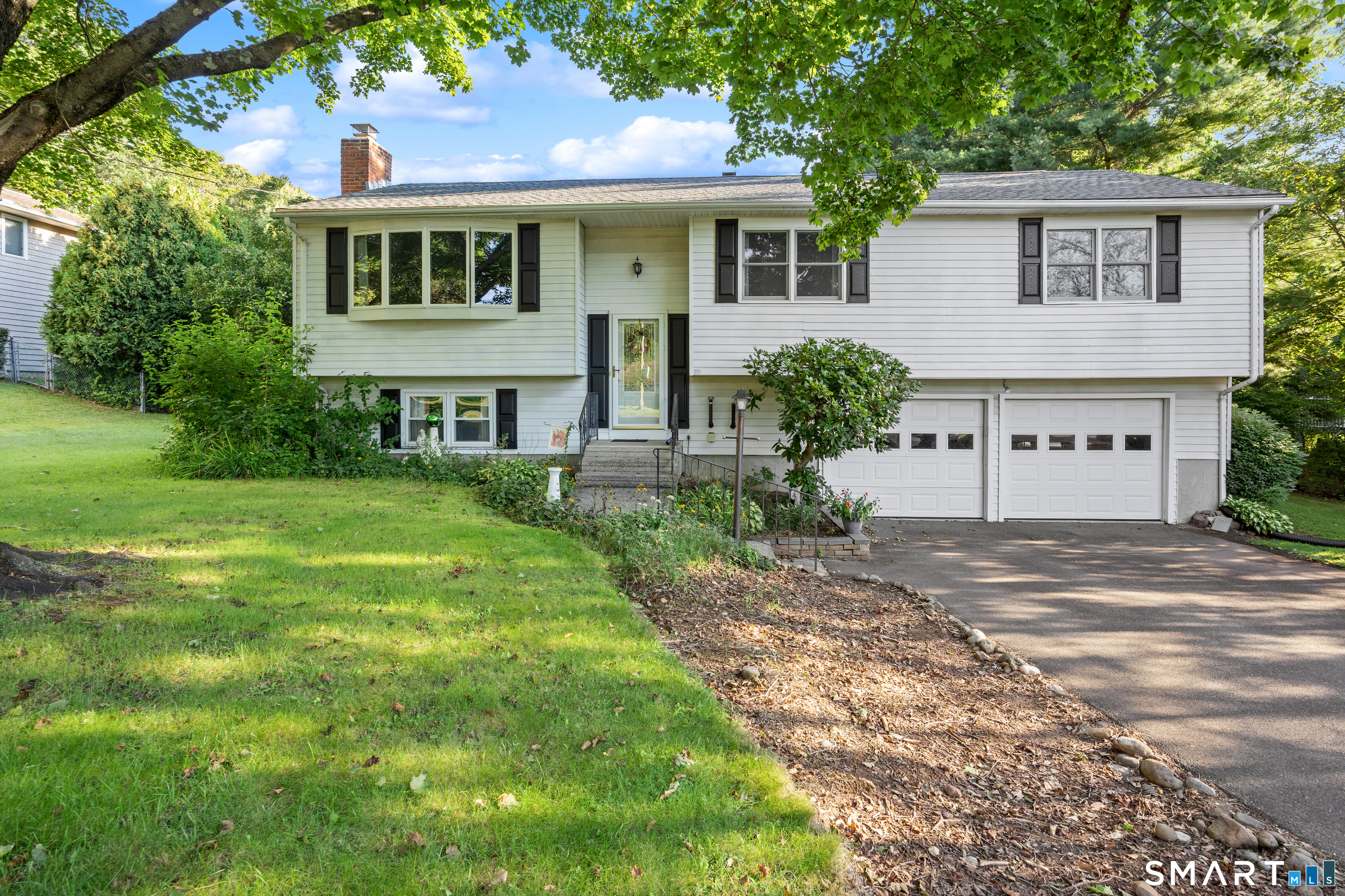 33 Four Rod Road Hamden CT 06514