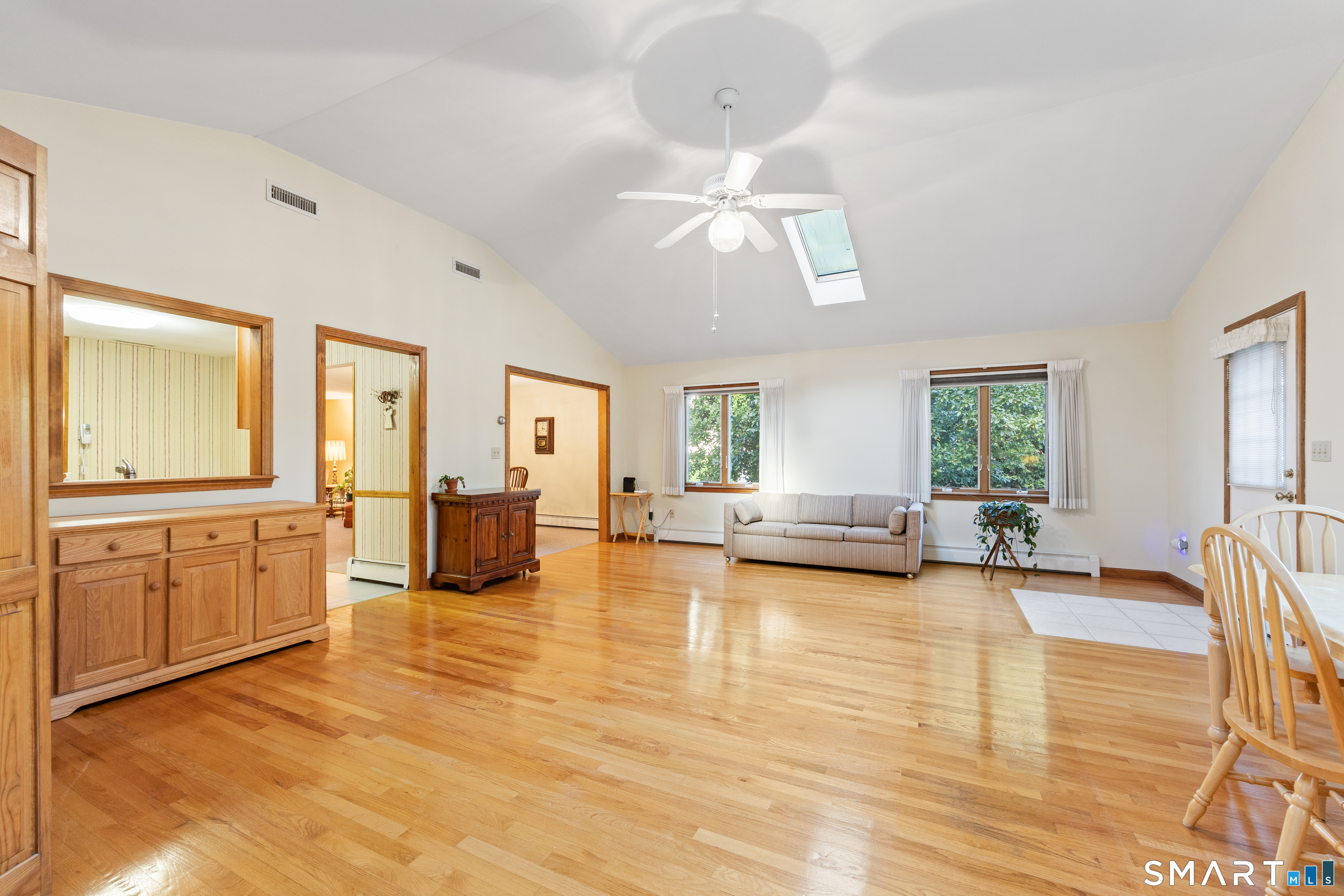 33 Four Rod Road Hamden CT 06514