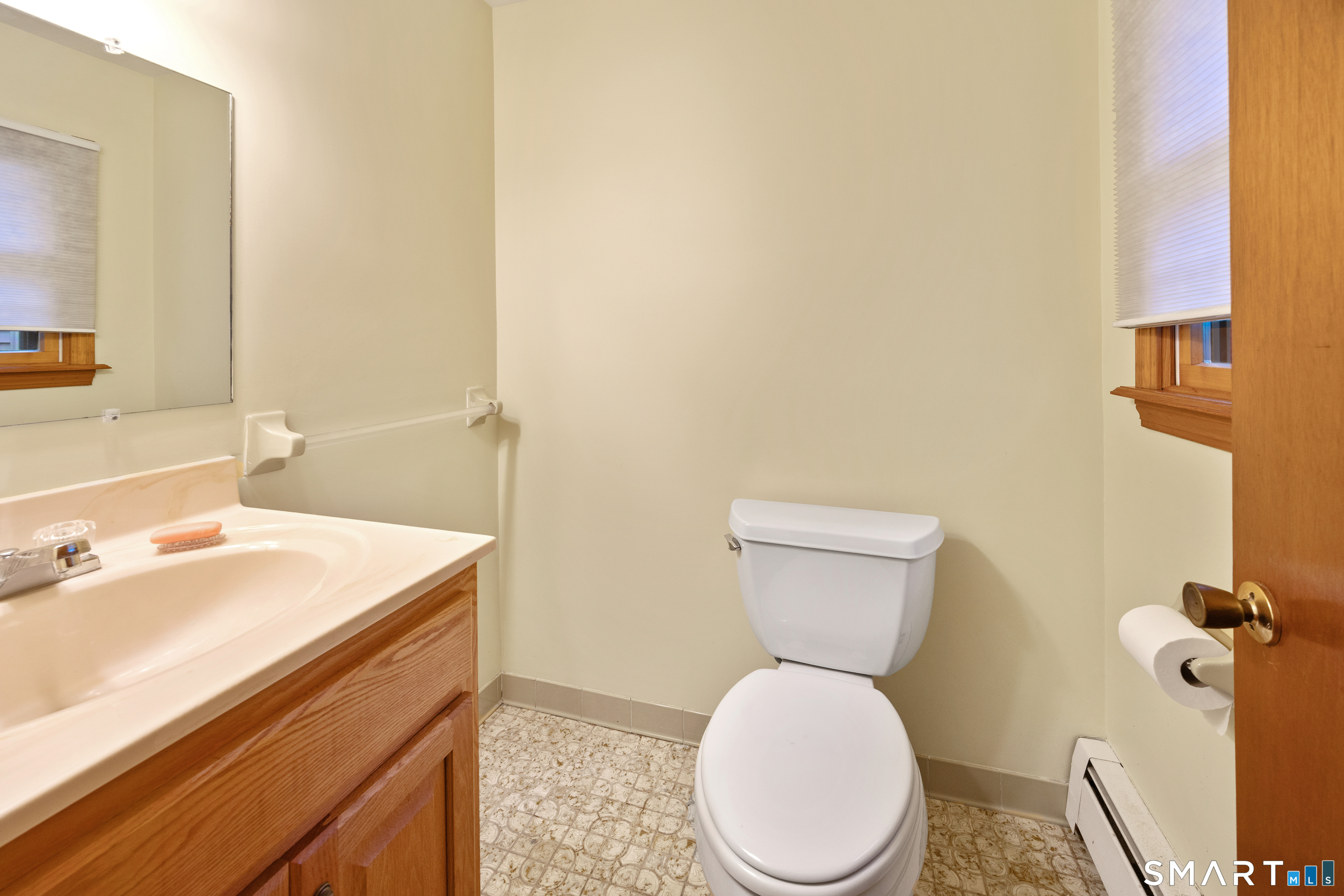 33 Four Rod Road Hamden CT 06514