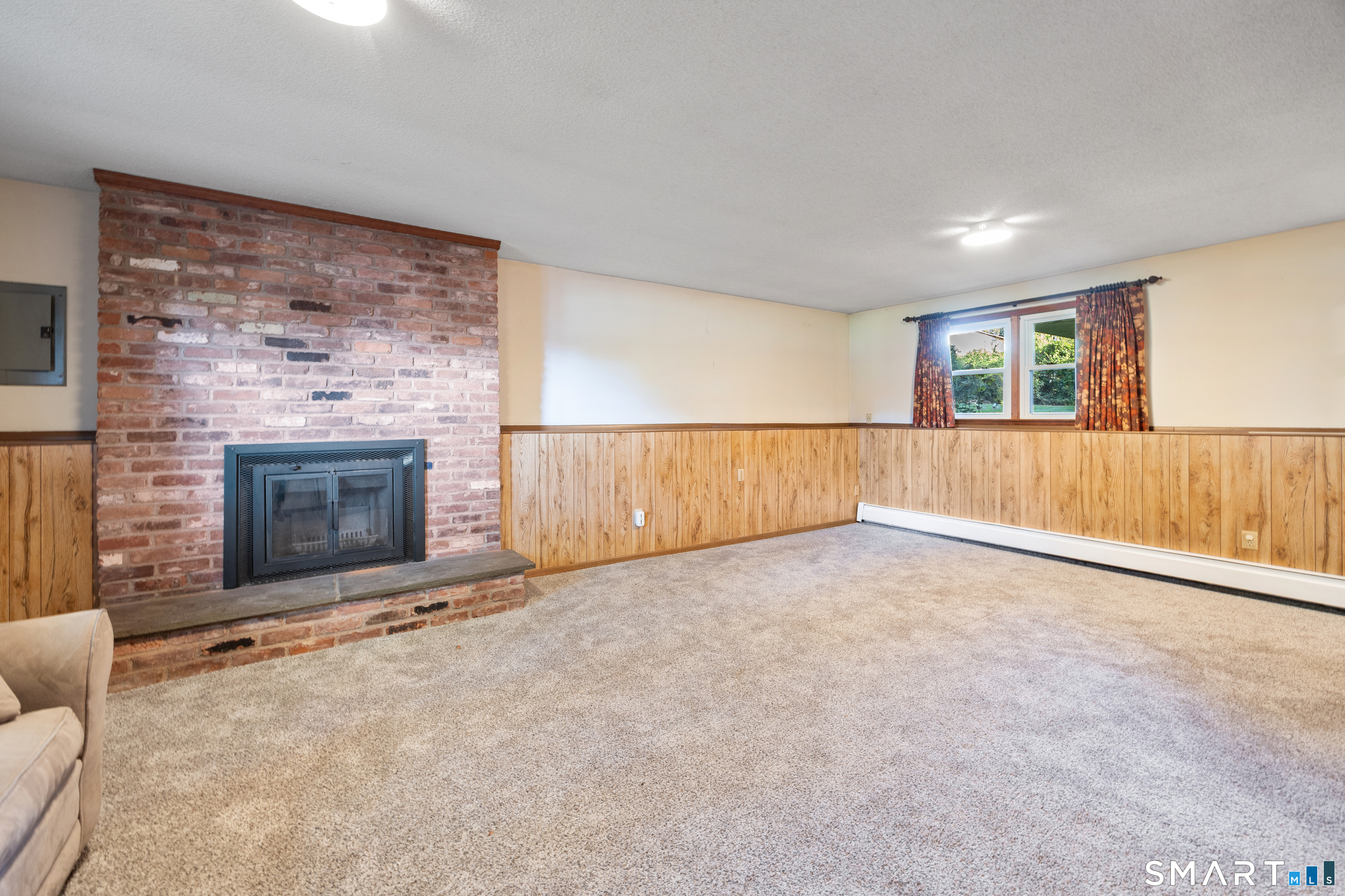 33 Four Rod Road Hamden CT 06514