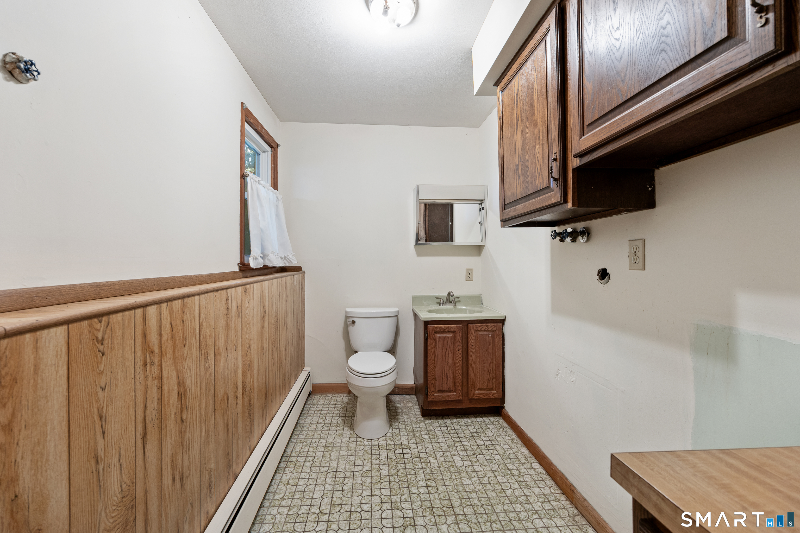 33 Four Rod Road Hamden CT 06514