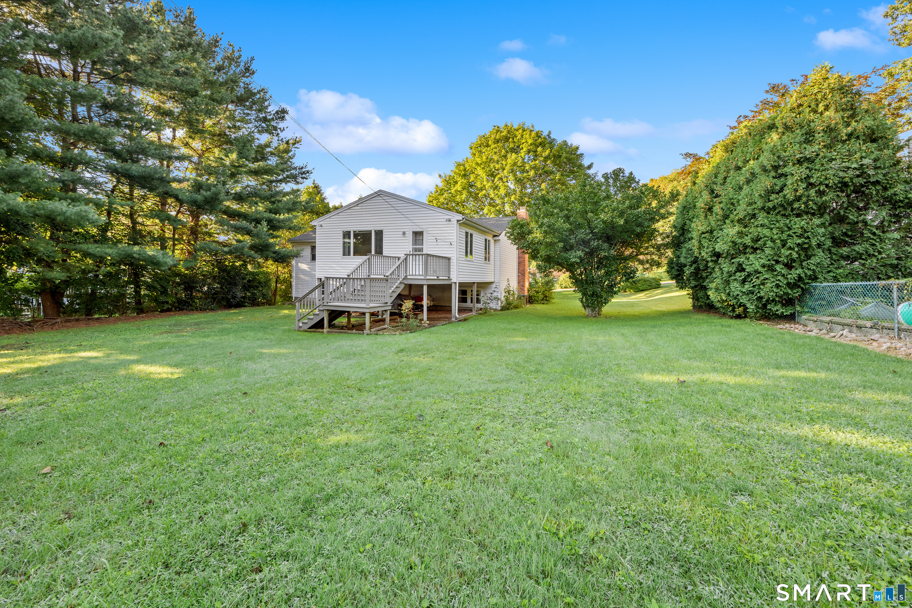 33 Four Rod Road Hamden CT 06514