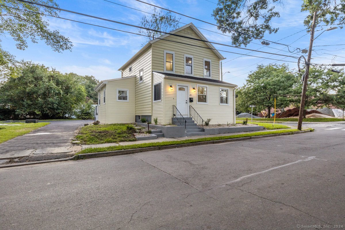 25 Waverly Street Hartford CT 06112