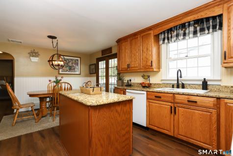 8 Housman Street Danbury CT 06810