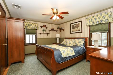 8 Housman Street Danbury CT 06810