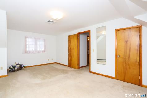 8 Housman Street Danbury CT 06810