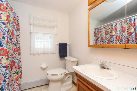 8 Housman Street Danbury CT 06810