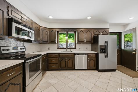 11 Wicks Manor Drive Danbury CT 06810