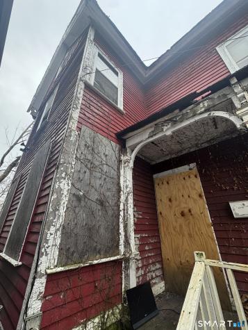 38 Hallock Street New Haven CT 06519