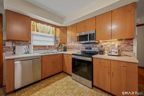 33 Shady Crest Road Meriden CT 06450