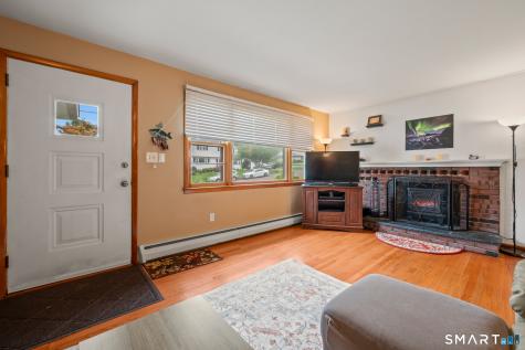 33 Shady Crest Road Meriden CT 06450