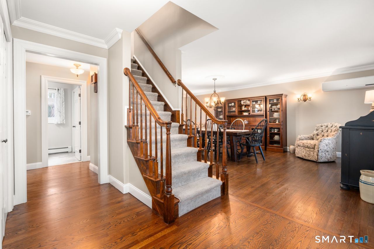 61 Sharon Court Shelton CT 06484